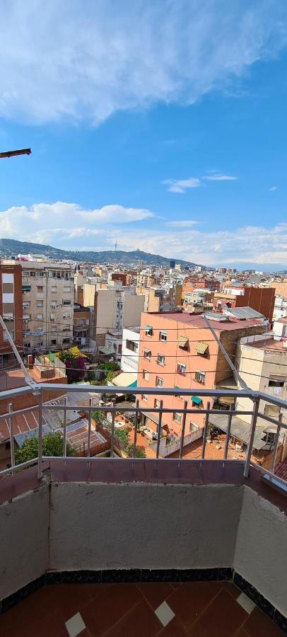 Habitaciones Camp Nou Apartment L'Hospitalet de Llobregat Exterior foto